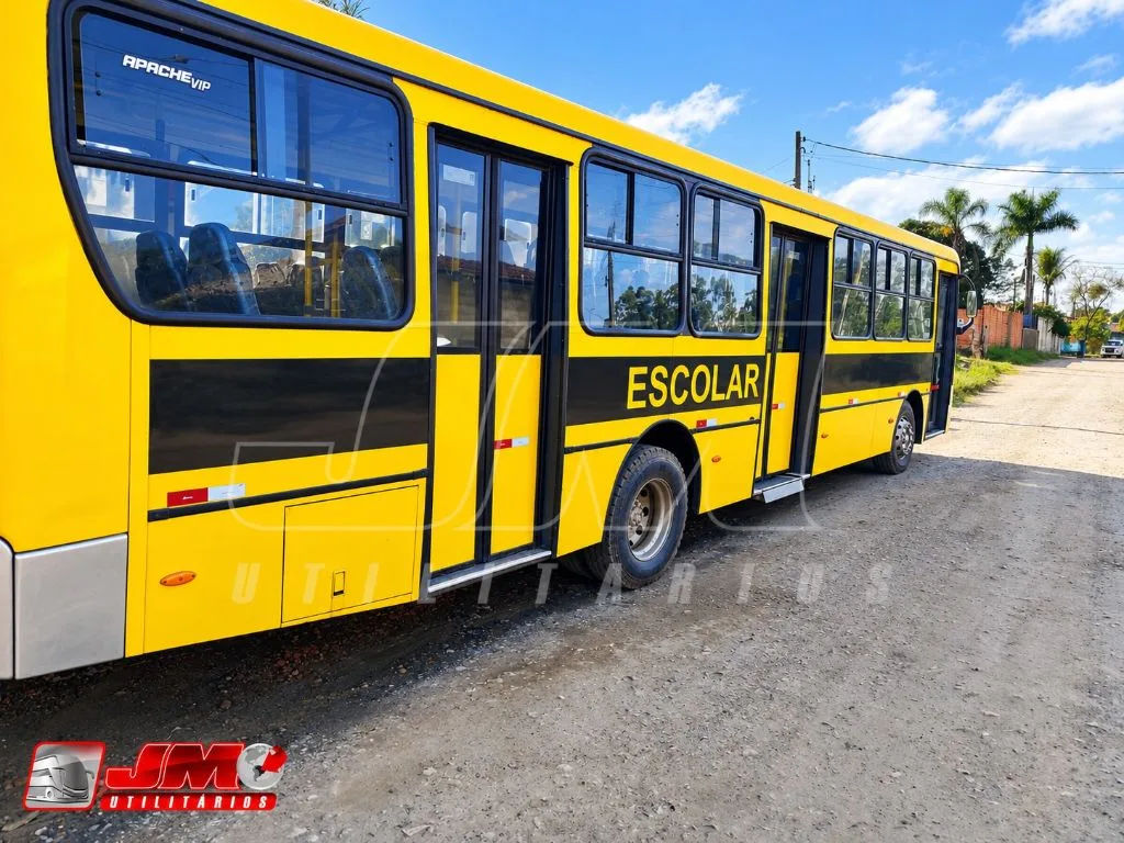 Ônibus Caio Apache VIP 17.230 2010 seminovo à venda, código 716 - foto 04
