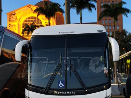 Ônibus Marcopolo Paradiso 1050 G7 O500 RS 2011 seminovo à venda, código 720 - foto 01