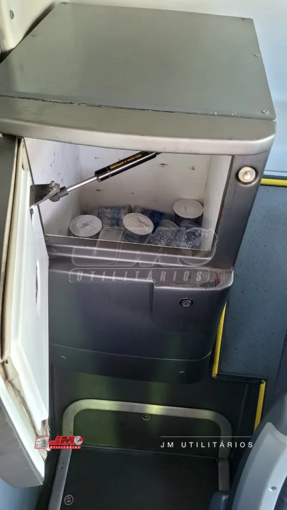 Ônibus Marcopolo Paradiso 1200 G7 B11R 2014 seminovo à venda, código 683 - foto 09