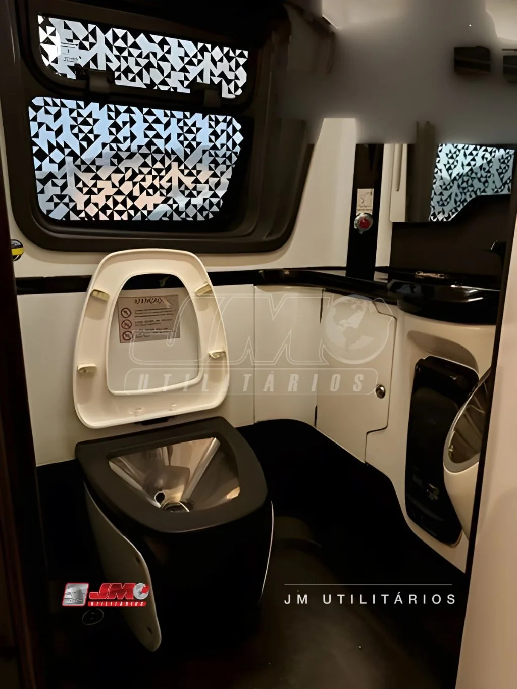 onibus-marcopolo-paradiso-1200-g8-mercedes-benz-o500r-2025-cod-651-foto-10
