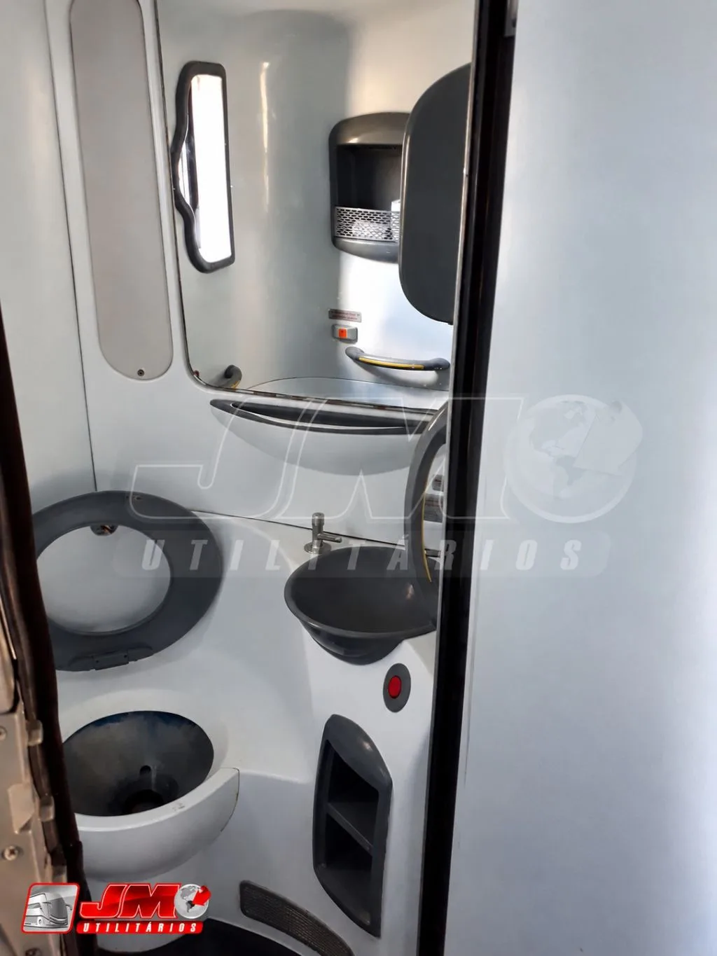 onibus-marcopolo-paradiso-1600-ld-g7-k400-2012-cod-986-foto-09