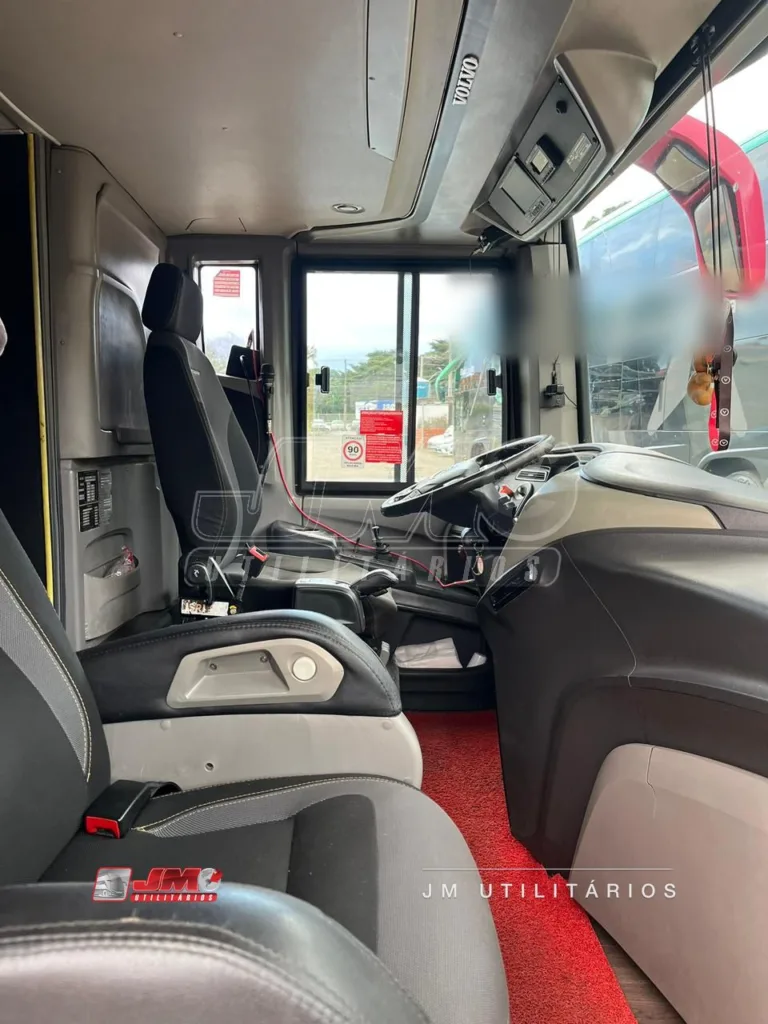 Ônibus Marcopolo Paradiso 1800 DD G8 Volvo B450R 2023 seminovo à venda, código 460 - foto 04
