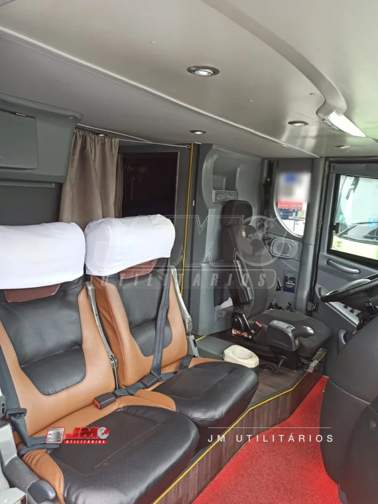 Ônibus Marcopolo Paradiso 1800 DD New G7 Volvo B420R 2021 seminovo à venda, código 47 - foto 05