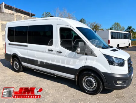 Van Ford Transit ano 2024 a venda COD.875
