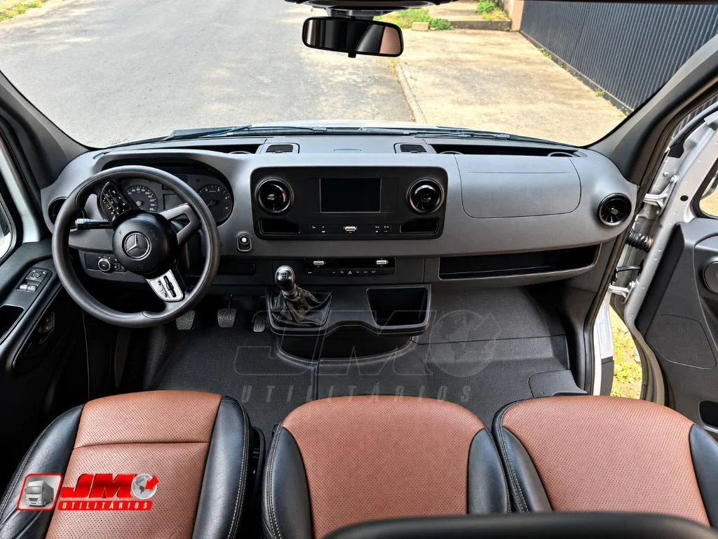 Van Sprinter 416 CDI Longa 2021 seminovo à venda, código 744 - foto 04