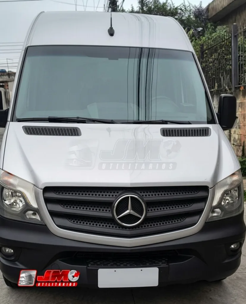 Van Sprinter 515 CDI Big Luxo 2019 seminovo à venda, código 1817 - foto 02