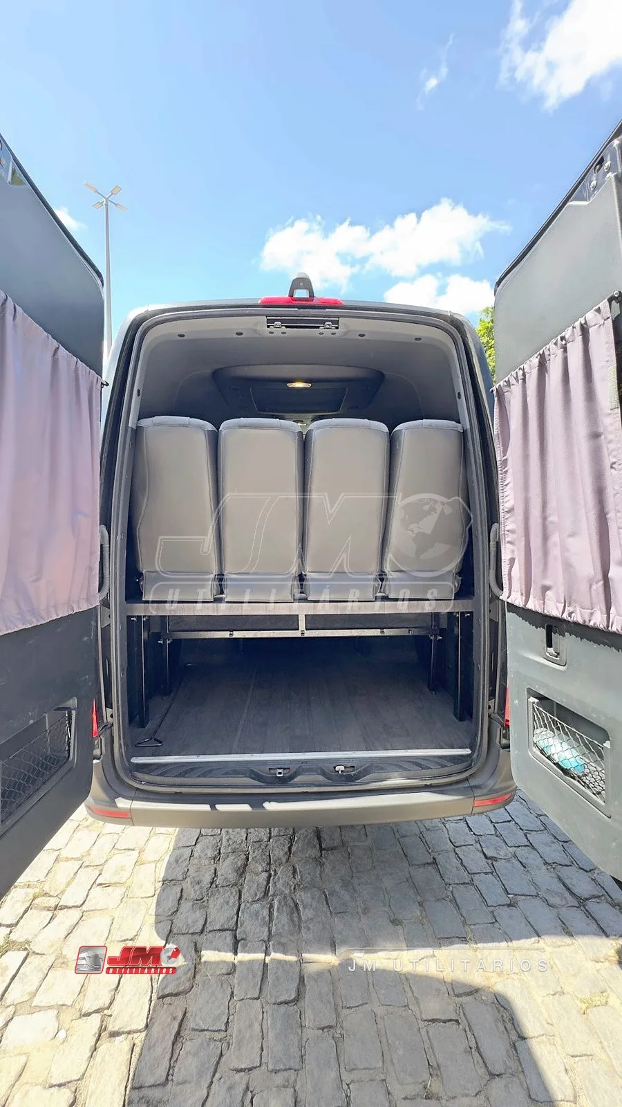 Van Sprinter 517 CDI 2025 seminovo à venda, código 64 - foto 05