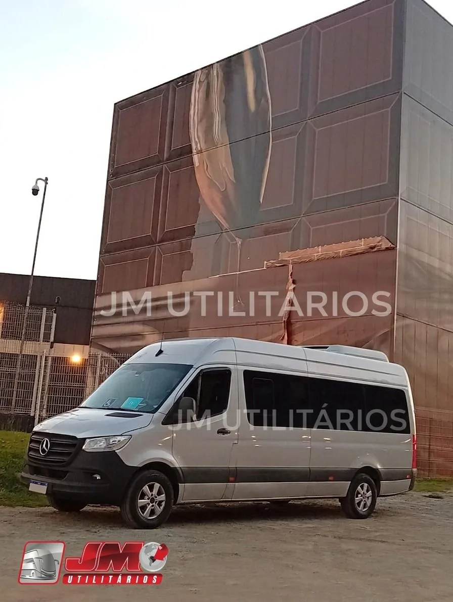 Van Mercedes-Benz Sprinter CDI 416 2022 seminovo à venda, código 413 - foto 02
