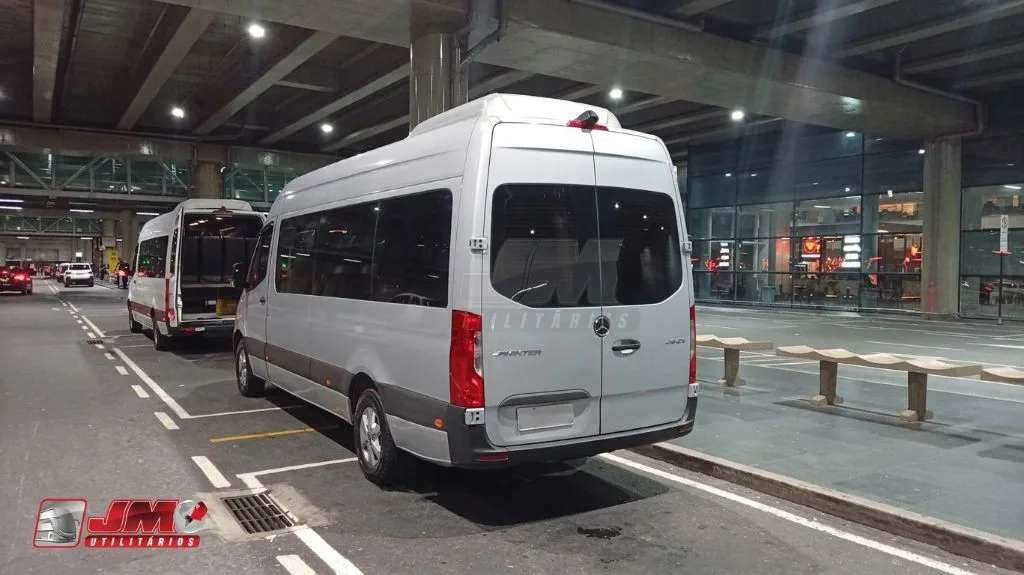 Van Mercedes-Benz Sprinter CDI 416 2022 seminovo à venda, código 413 - foto 06