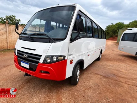 Micro-ônibus Marcopolo V8L Cummins 2015 seminovo à venda, código 28 - foto 01