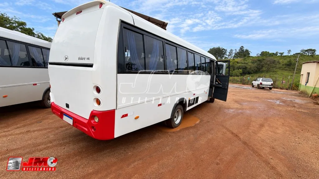 Micro-ônibus Marcopolo V8L Cummins 2015 seminovo à venda, código 28 - foto 02