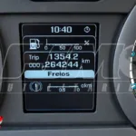 Micro-ônibus Marcopolo V8L Cummins 2015 seminovo à venda, código 28 - foto 03