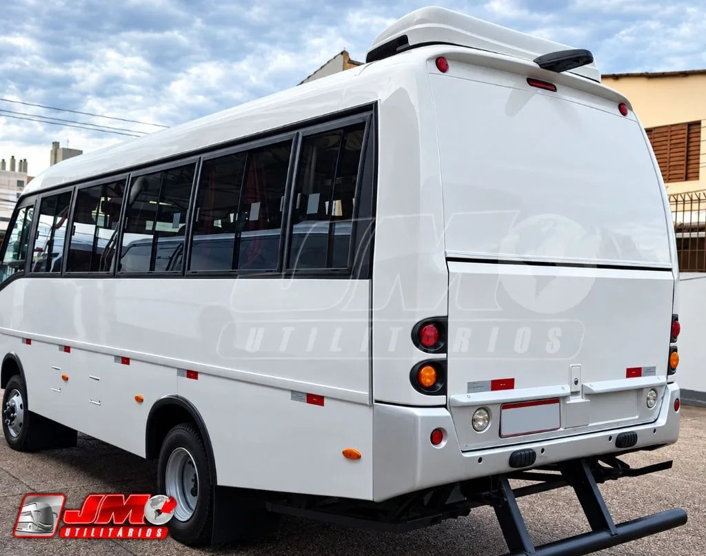Micro-ônibus Marcopolo Volare Attack 8 4x4 2021 seminovo à venda, código 1304 - foto 05