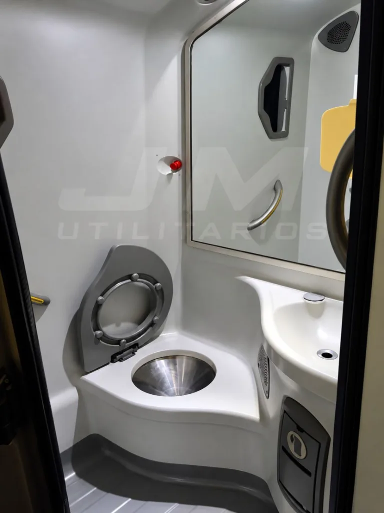 Micro-ônibus Neobus Thunder Plus 9.160 2013 seminovo à venda, código 376 - foto 10