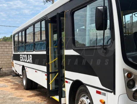 Ônibus Caio Foz OF 1418 2013 seminovo à venda, código 117 - foto 02
