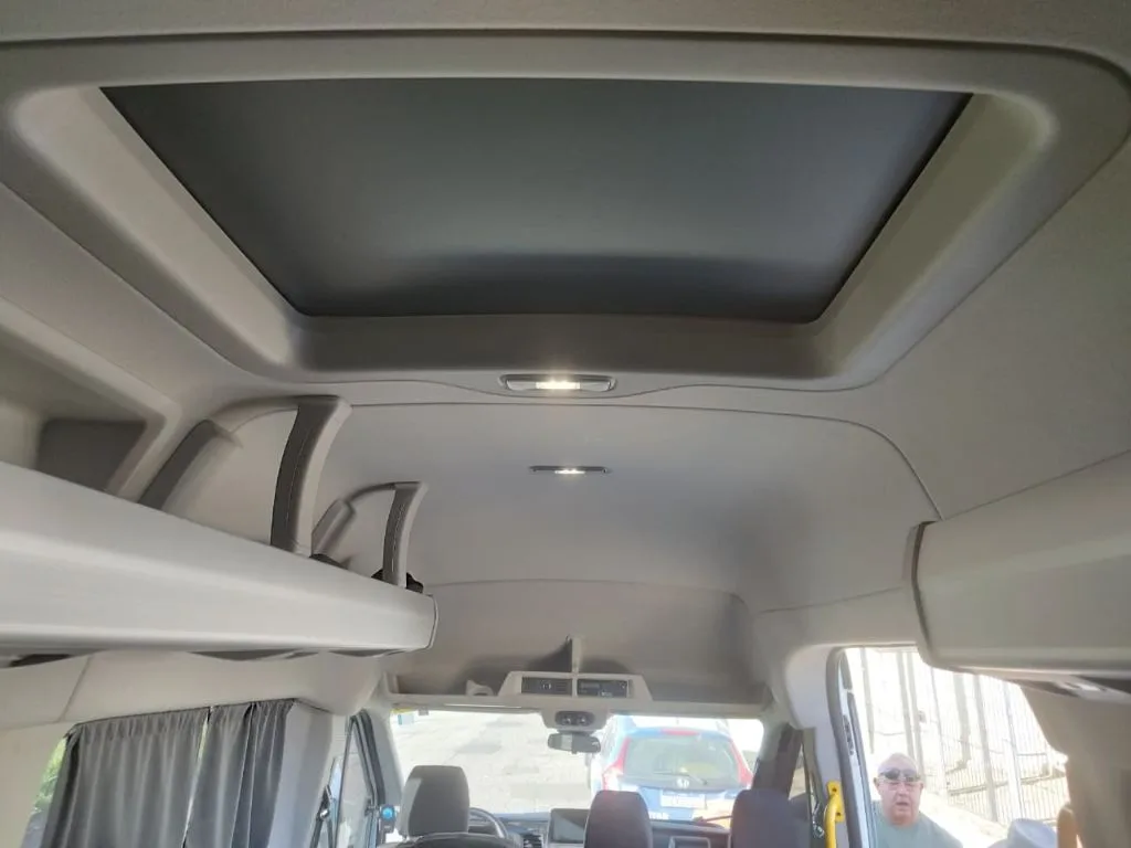 Van Ford Transit executiva luxo 2023 seminovo à venda, código 300 - foto 09