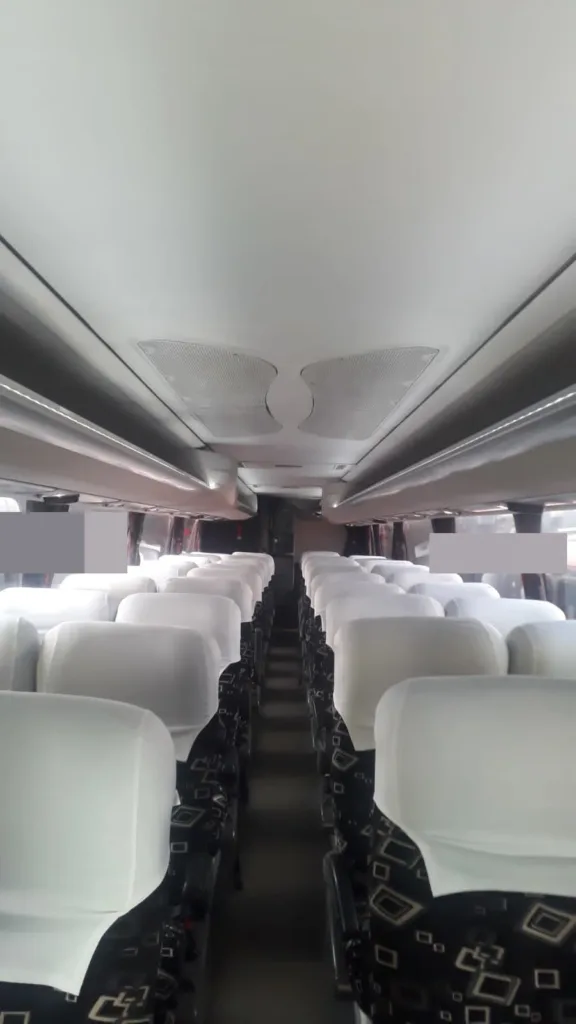 Ônibus Irizar i6 Volvo B11R 420 2015 seminovo à venda, código 1 - foto 04