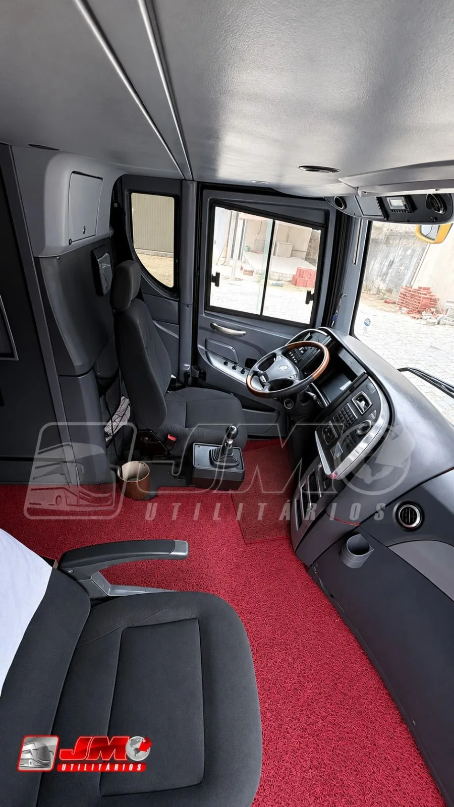 Ônibus Marcopolo Paradiso 1600 LD G7 Leitao K380 2011 seminovo à venda, código 214 - foto 04