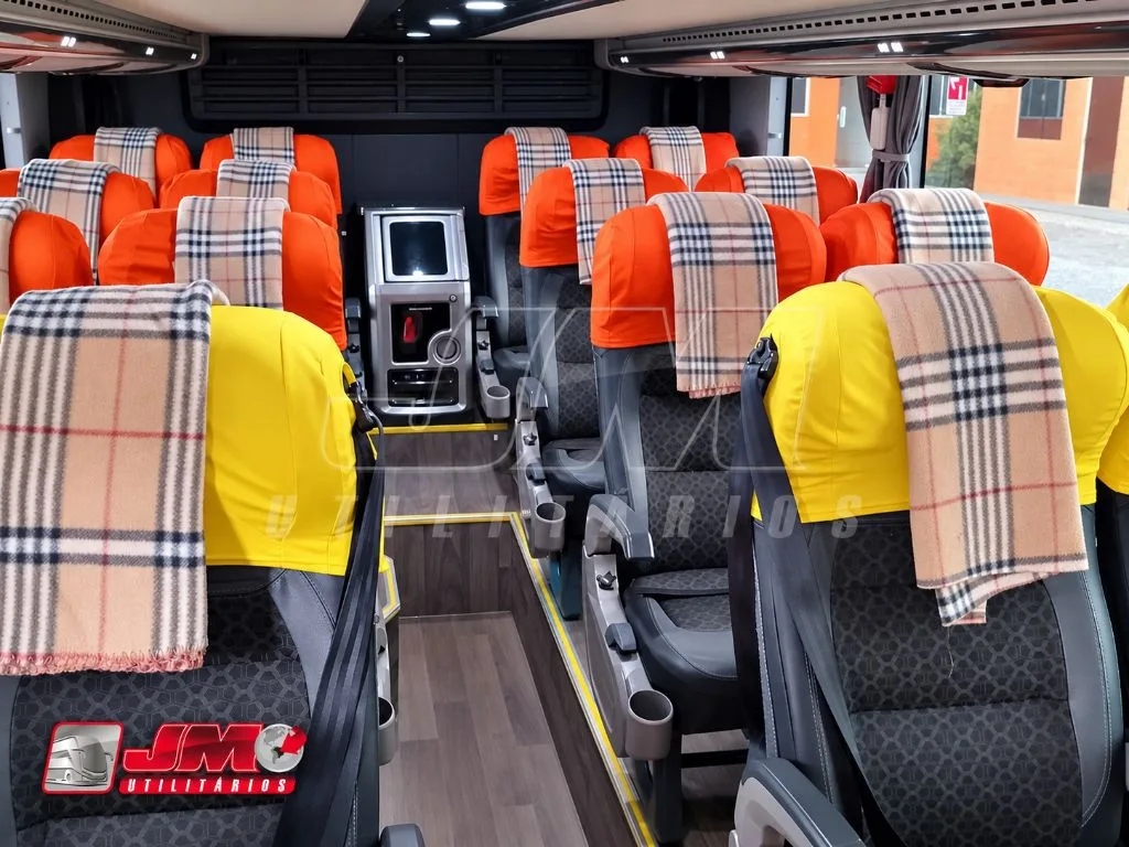 Ônibus Marcopolo Paradiso 1800 DD G8 K400 2022 seminovo à venda, código 81 - foto 02