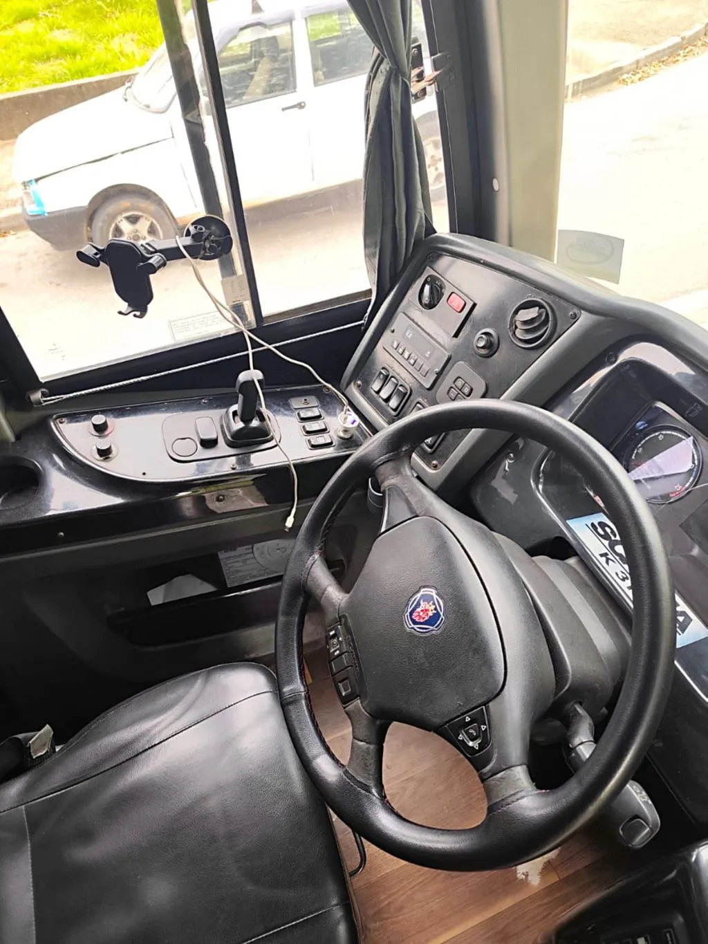Ônibus Mascarello Roma 350 K310 2014 seminovo à venda, código 215 - foto 08