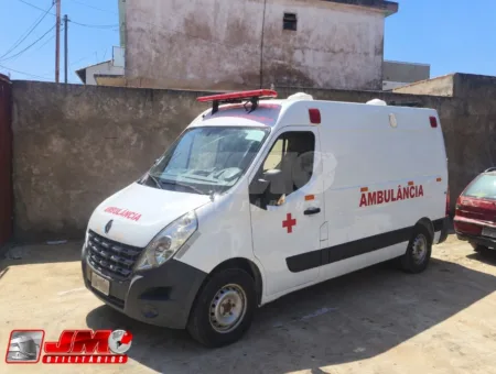 Van Renault Master L2H2 Ambulancia 2019 seminovo à venda, código 03 - foto 01