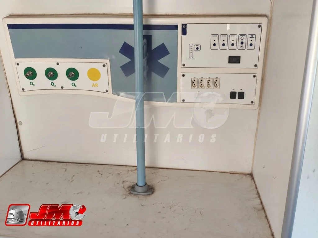 Van Renault Master L2H2 Ambulancia 2019 seminovo à venda, código 03 - foto 09