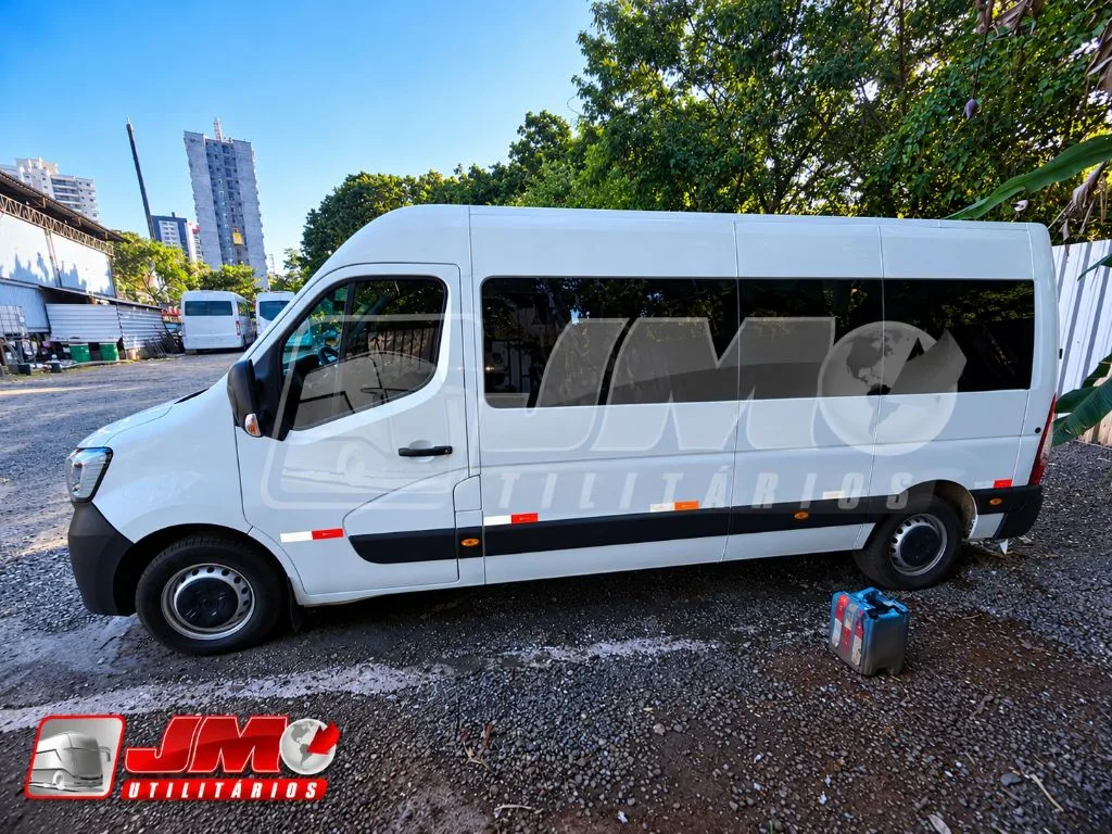 Van Renault Master L3H2 2023 seminovo à venda, código 301 - foto 03