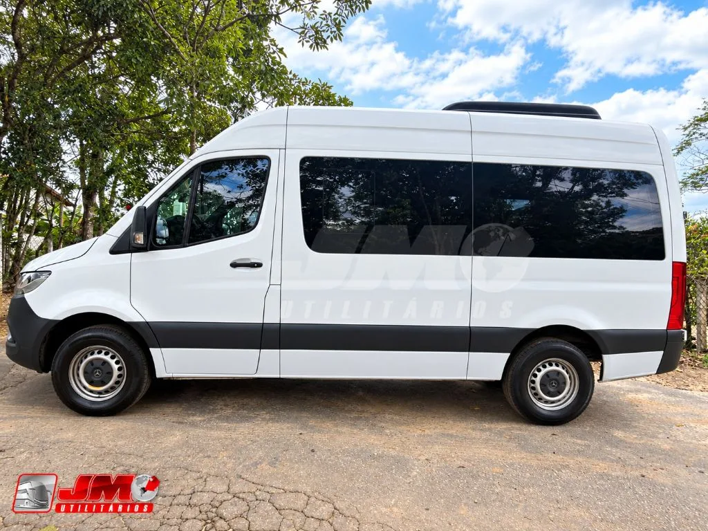 Van Sprinter 416 CDI 2023 seminovo à venda, código 1299 - foto 02