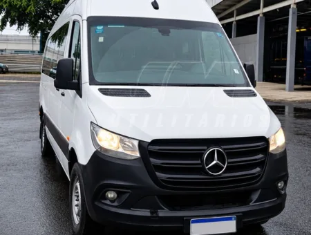 Van Sprinter 416 CDI Curta 2022 seminovo à venda, código 1306 - foto 01