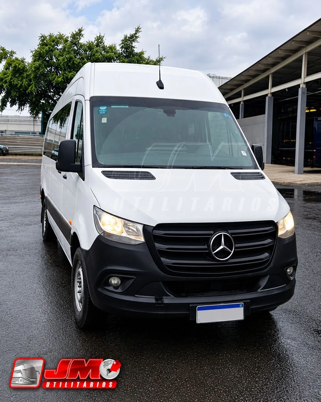 Van Sprinter 416 CDI Curta 2022 seminovo à venda, código 1306 - foto 01