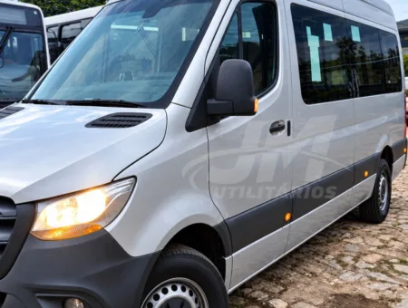 Van Sprinter 416 Executiva 2021 seminovo à venda, código 1275 - foto 03