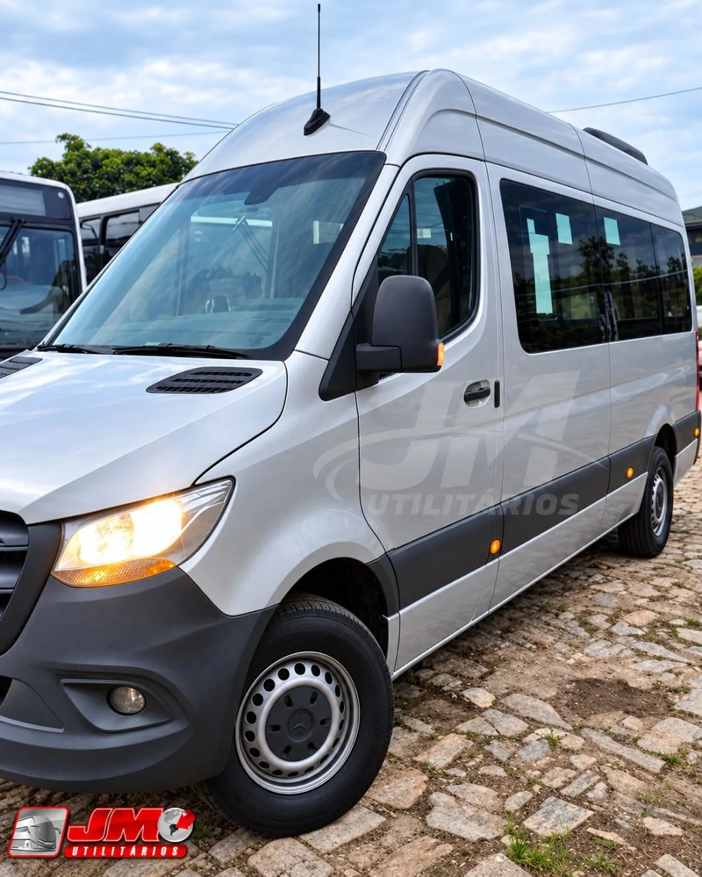 Van Sprinter 416 Executiva 2021 seminovo à venda, código 1275 - foto 03