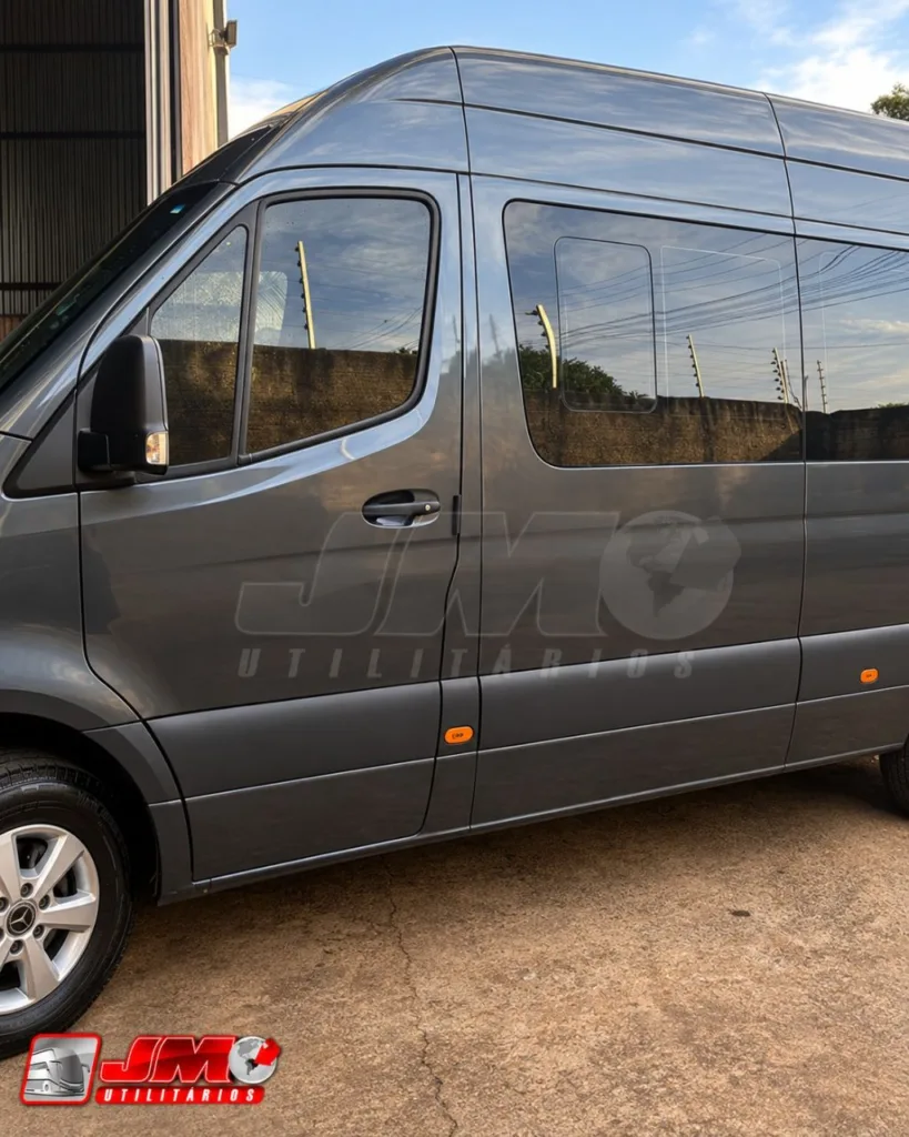 Van Sprinter 417 CDI Executiva 2024 seminovo à venda, código 1263 - foto 04