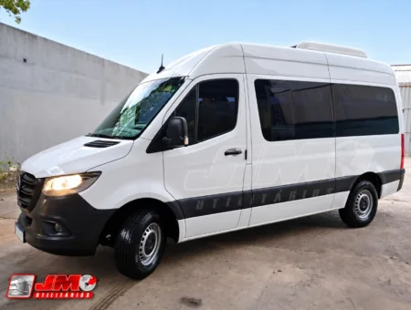 Van Sprinter CDI 417 2024 seminovo à venda, código 135 - foto 02